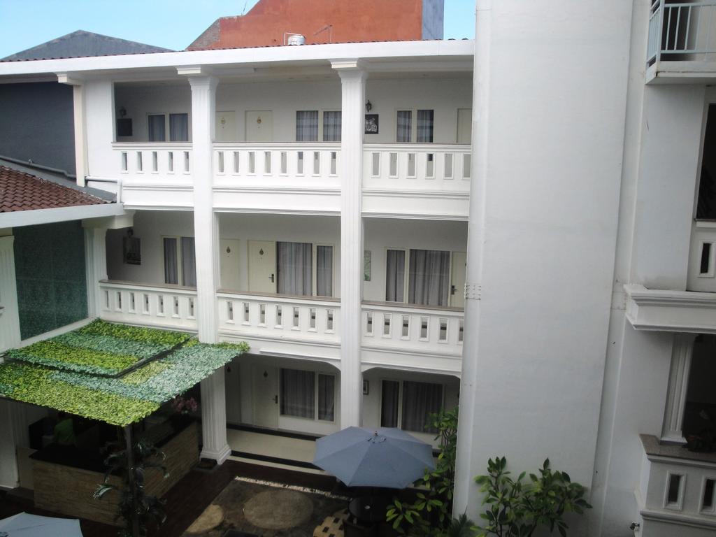Ramayana Hotel 3*